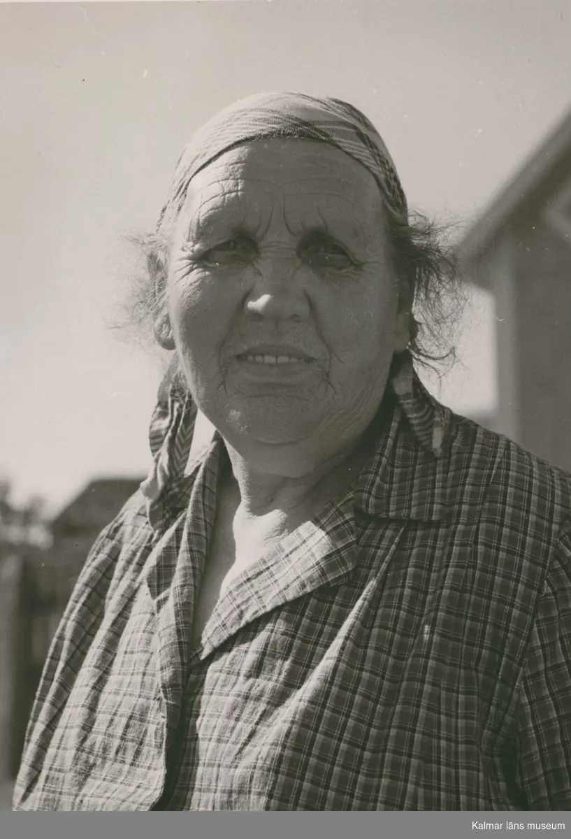 Nanny Karlsson, hustru till Emil Karlsson.