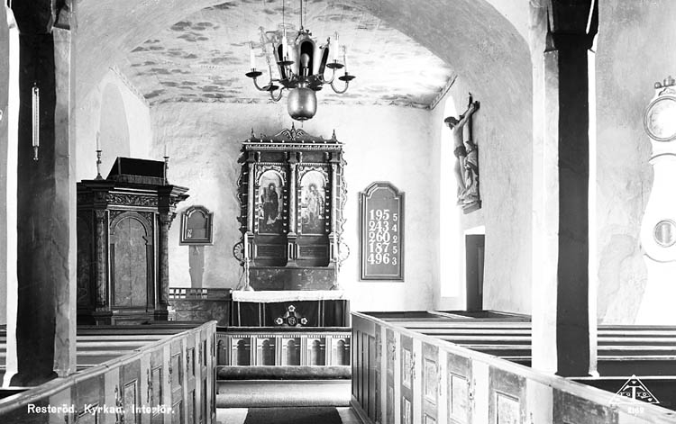 Enligt Bengt Lundins noteringar: "Resteröd. Interiör av kyrkan. Vykort TF 2169 Foto BL 1429".