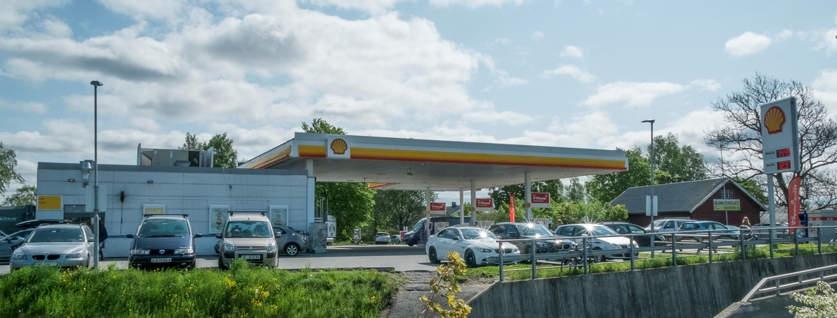 Shell bensinstasjon Drøbakveien Ås