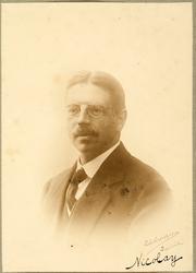 En Nicolay Knudtzon?
 Bilde fra Marie Knudtzon (1879-1966) s