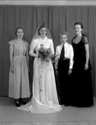 Bilde er registrert på Marit Hegerberg. Fra Nordmøre museums