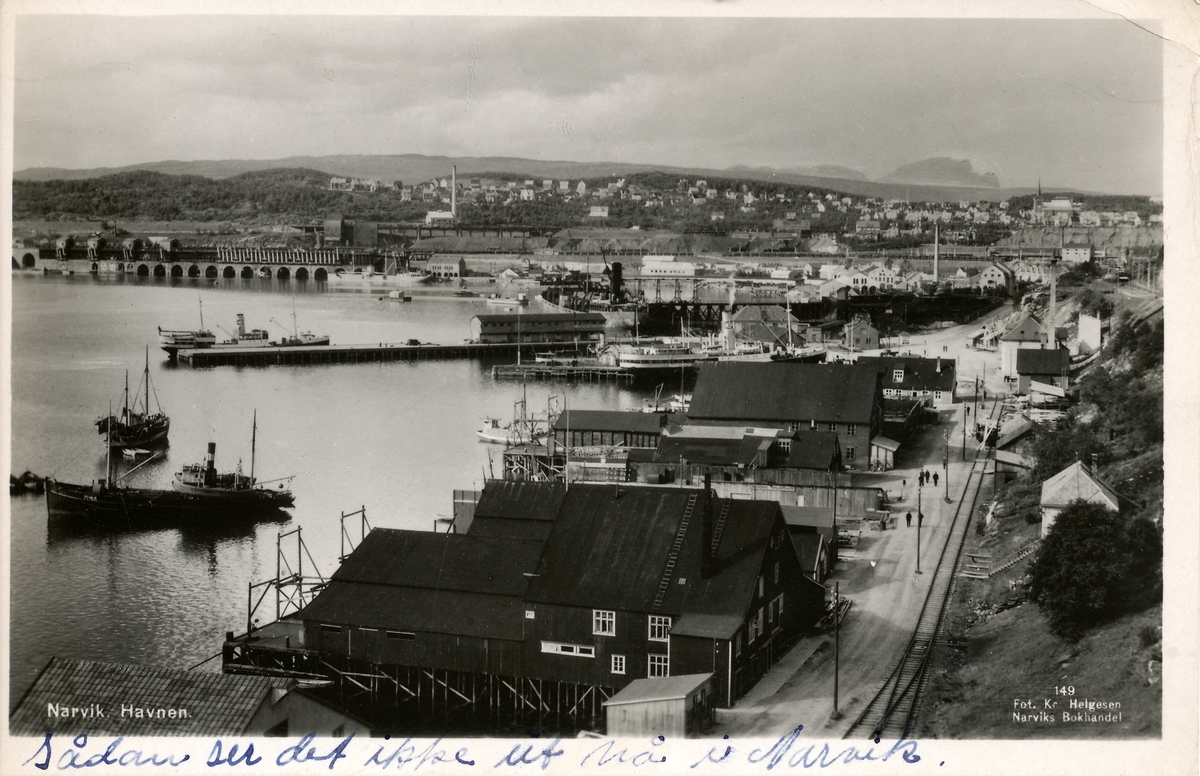 Narvik havn. Bebyggelse, dampbåter o.a. Prospektkort