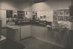 Utstilling i Artek [Fotografi]