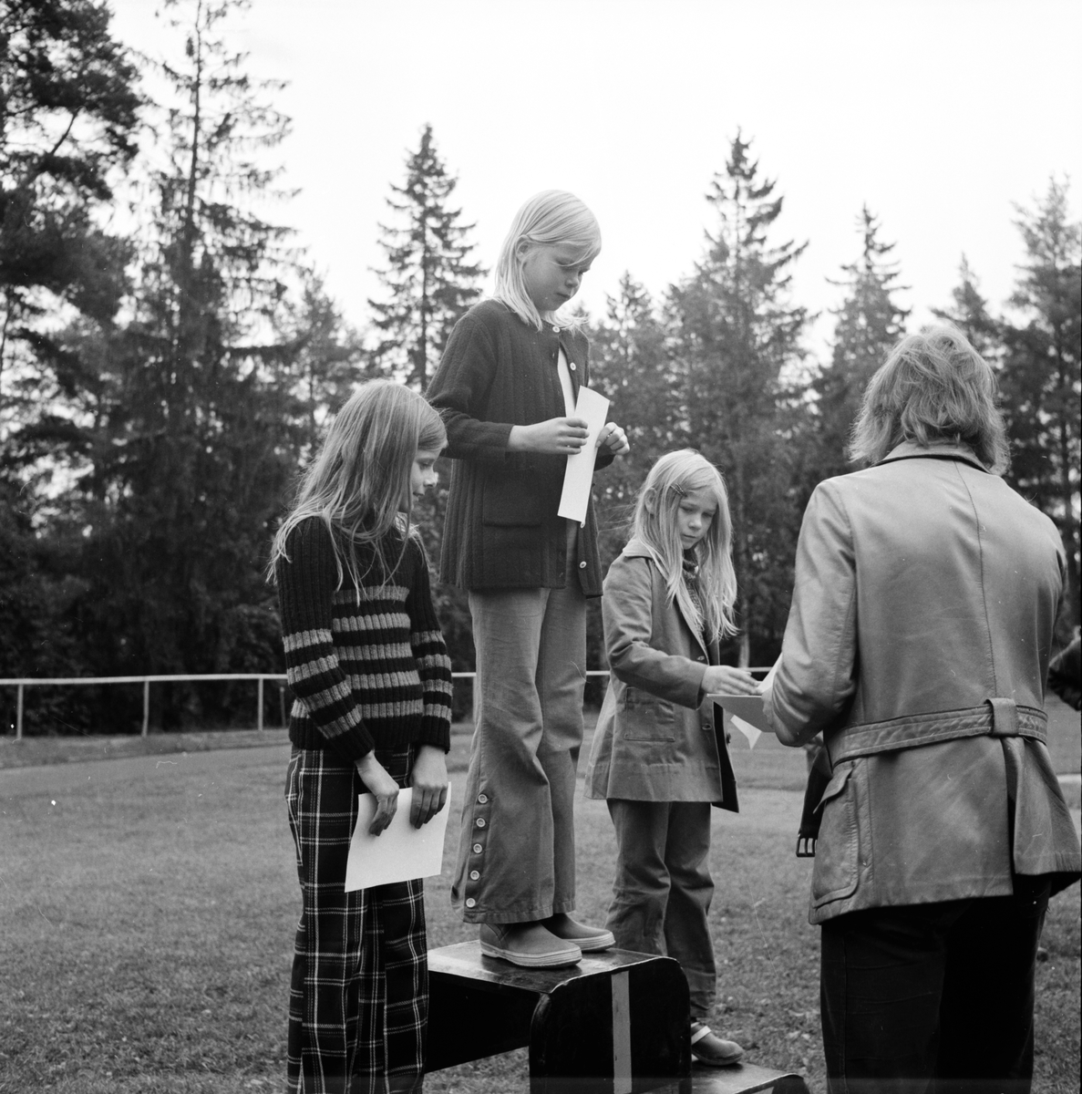 Skoltävlingar, Vallstaskolan.
September 1972