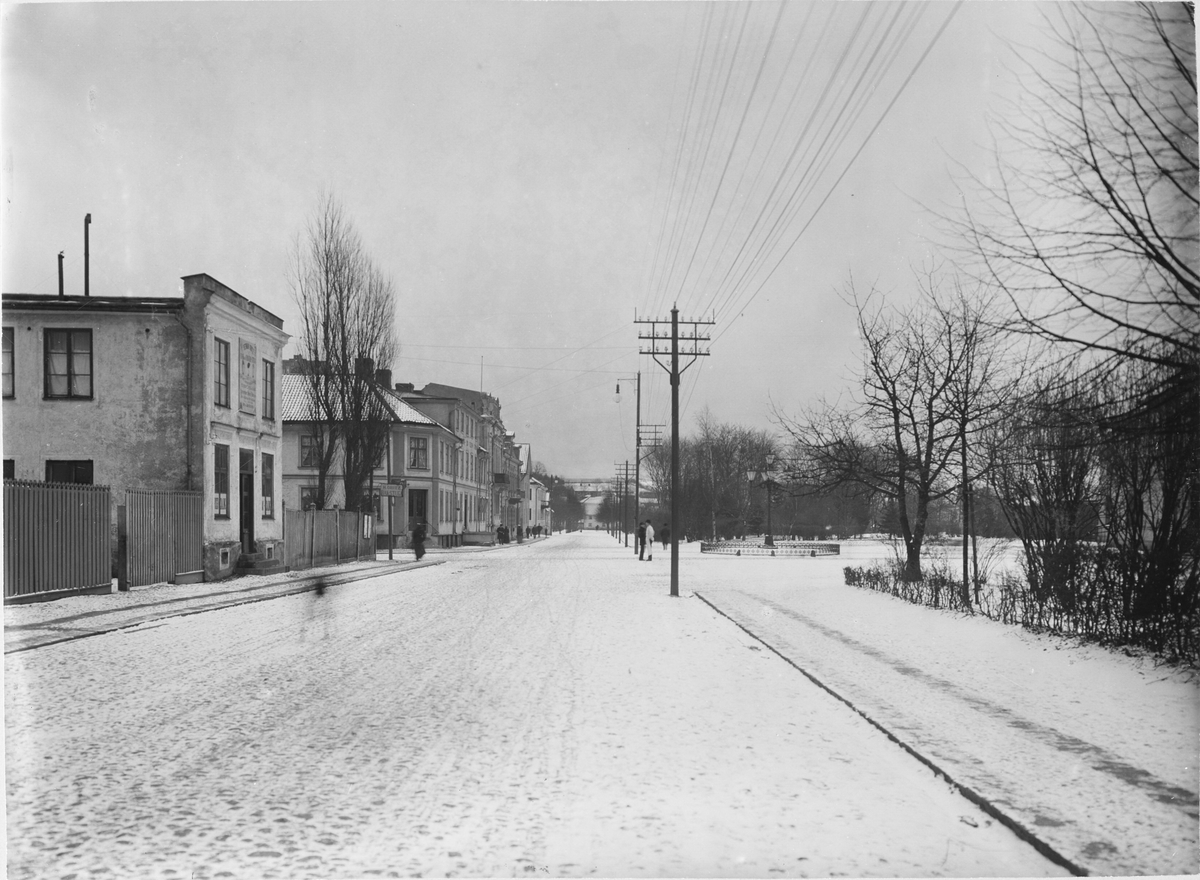 Norra Järnvägsgatan i Växjö, vy mot öster. Bilden tagen slutet av 1890-talet.