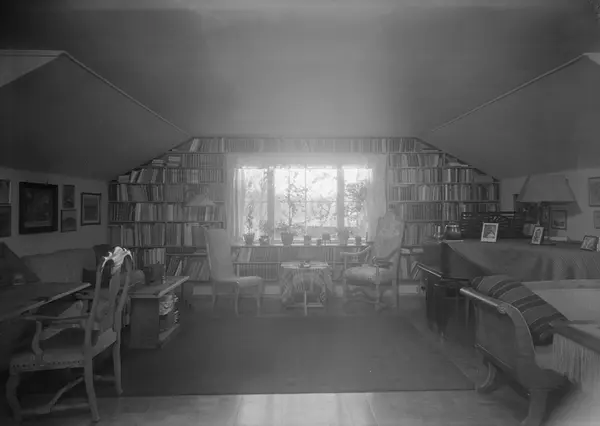 Arkitekt Wilhelm Swensen, bolig i Kongsgårdsgata 2, eksteriø