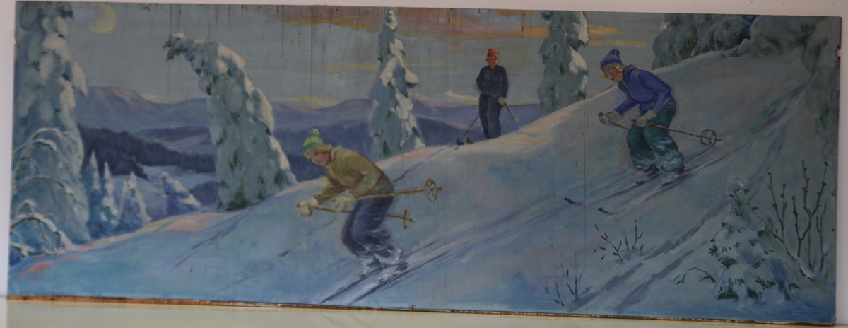 Motiveme viser henholdsvis kvinner som høster inn avlingen fra jordet, ei ugle i måneskinn samt ungdom som aker på ski. Maleriet er signert "P.Lillo-Stenberg -38", nederst i høyre hjørne.