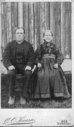 Portrett av ekteparet Halvor og Mari Rønningen