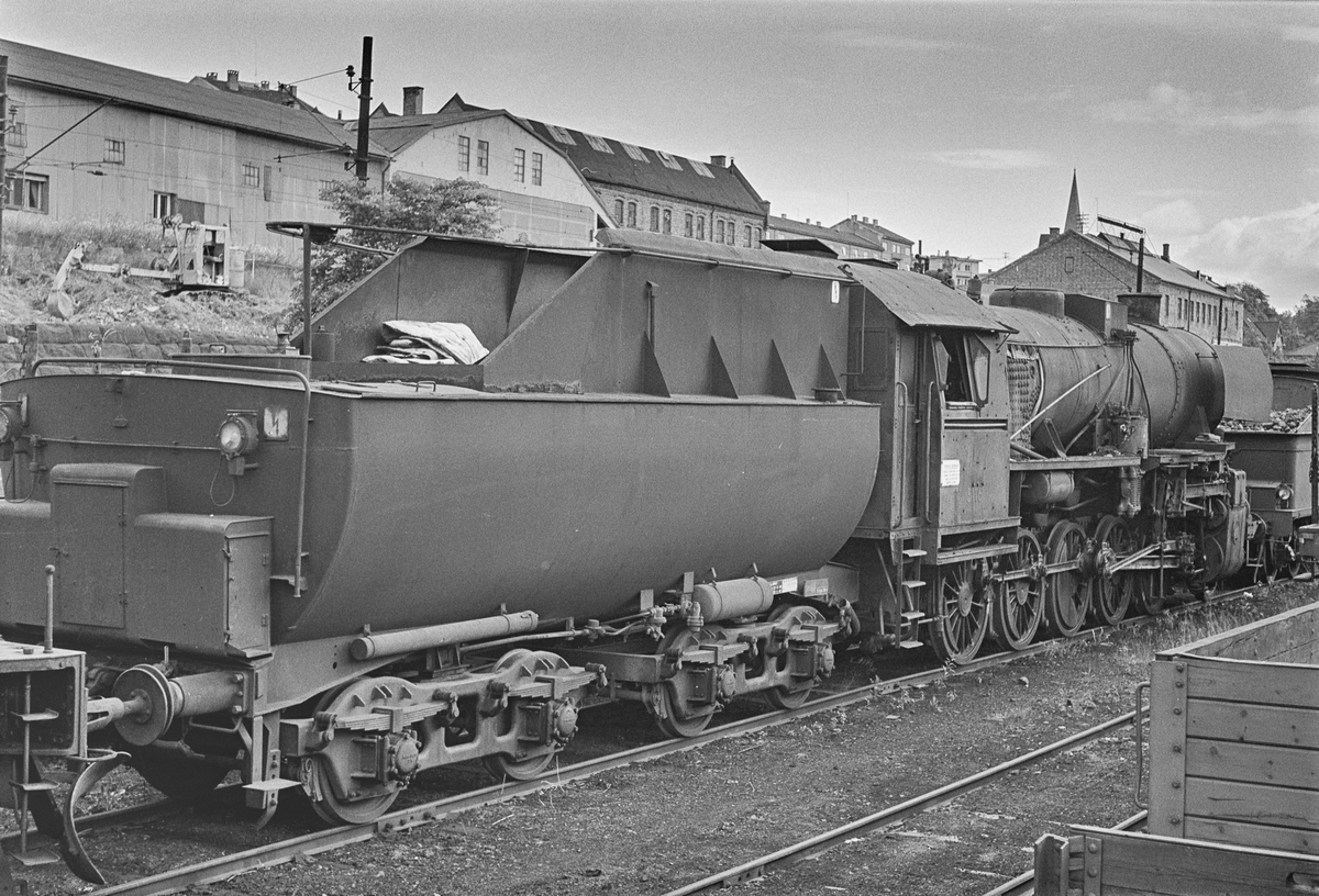 Hensatt damplokomotiv type 63a nr. 5116 i Lodalen i Oslo.