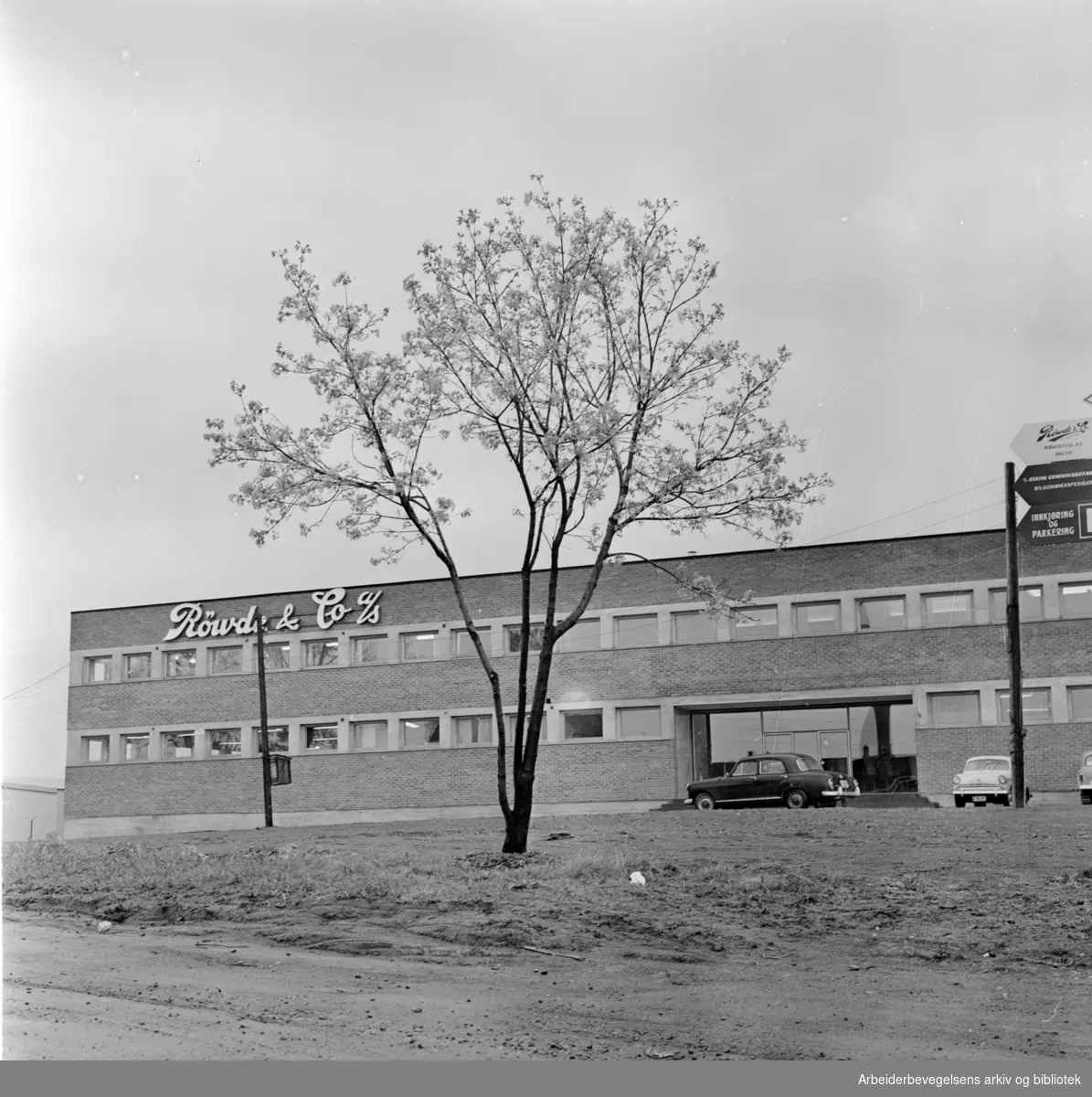 Røwde & Co. Nye lagerbygg på Grønvold. Mai 1962