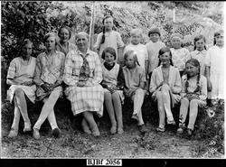 Klassebilde ved Fagerenget skole, Lysøysundet, Bjugn