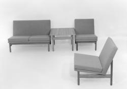 Kontor- / venteromsmøblement.