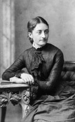 Portrett, kvinne, Kristiansund ca 1875. Fra Herlofsens fotoa