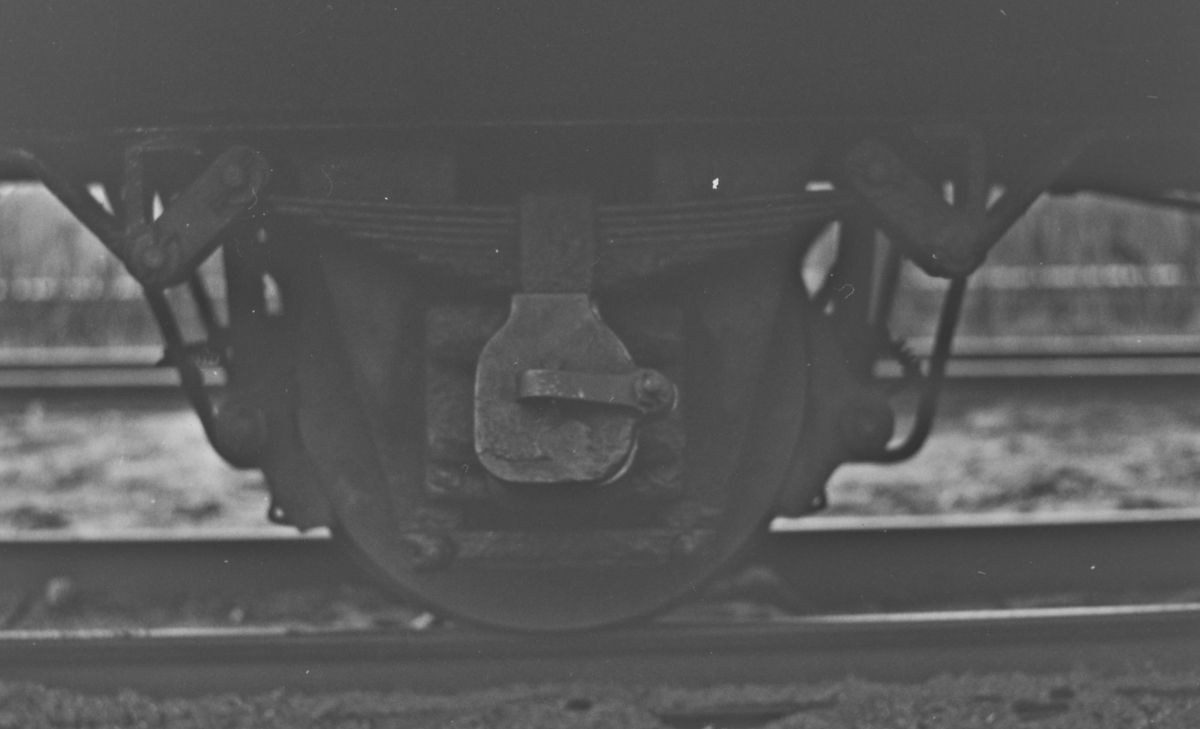 Detaljbilde av aksling på godsvogn N 105
