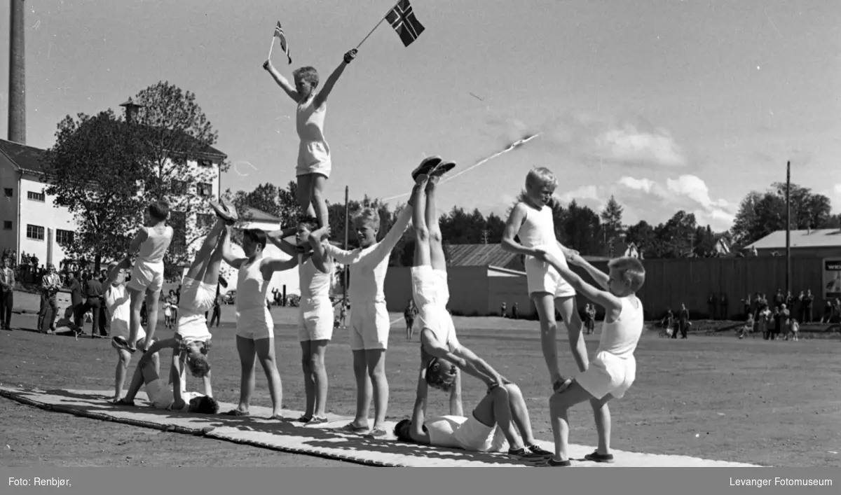 Turnstevne På Gamle Levanger Stadion Levanger Fotomuseum Digitaltmuseum 