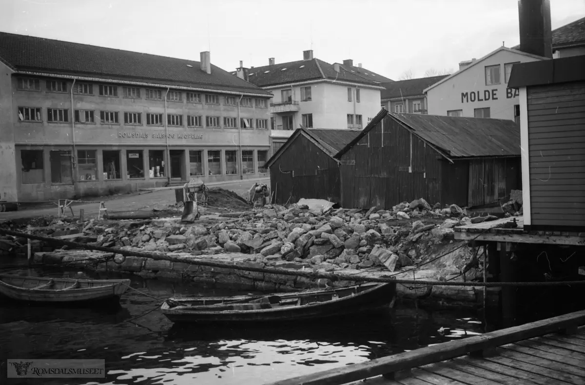 "1958"."???? ???kaia 1958".Romsdals sals og kjøpelag.