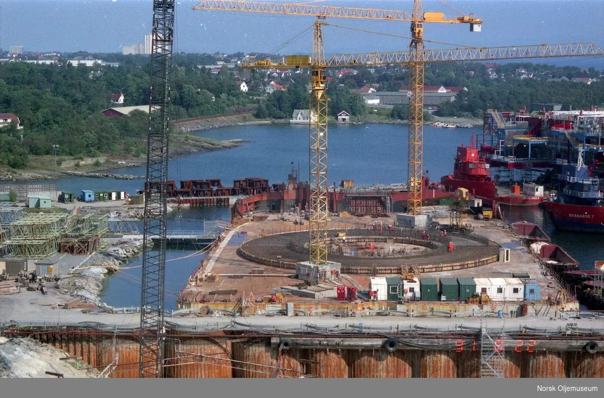 Anleggsområdet til Norwegian Contractors i Jåttåvågen ved Stavanger, hvor Condeep plattformene i betong ble b