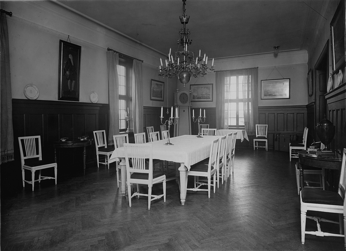 Lilla matsalen mot sjösidan. Bedömt 1920–30-tal.