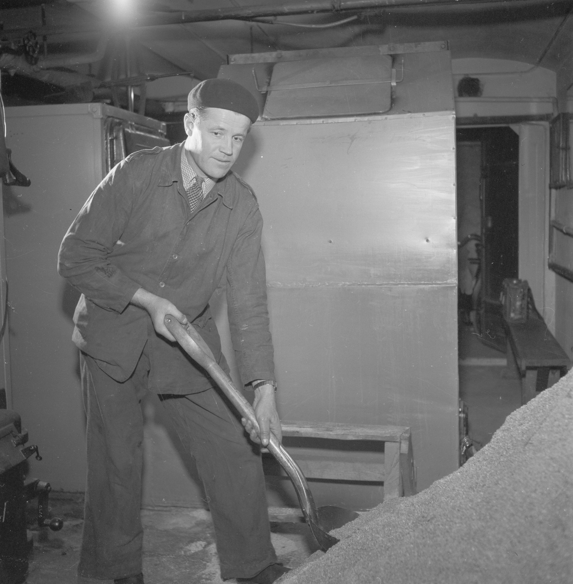 Maskinist på Upplands Regemente I 8, Uppsala, november 1952