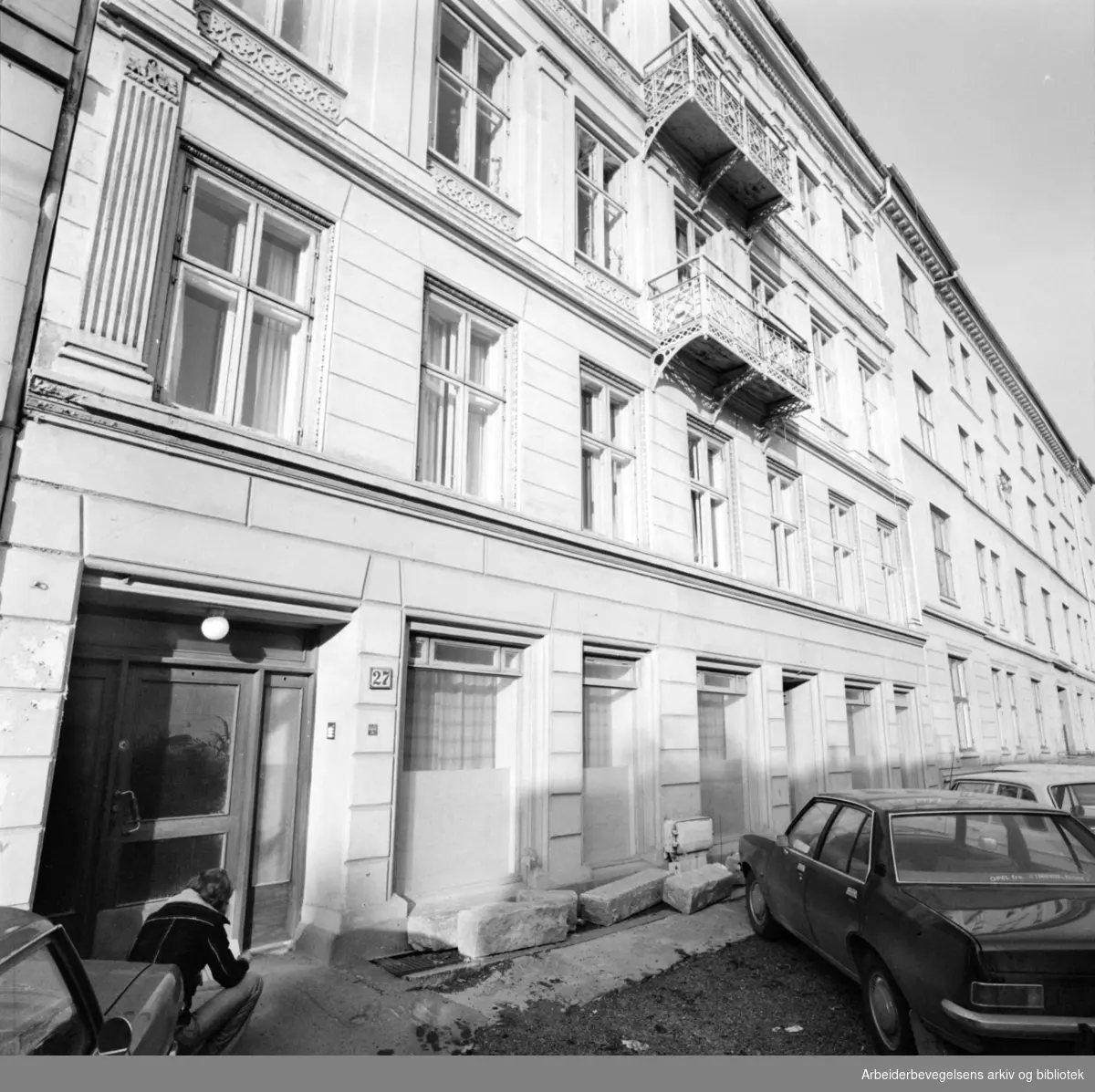 Holbergs gate. 11 leiligheter står tomme i Holbergs gate 27. November 1975