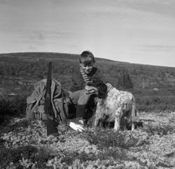 Ti år gamle Vidar Søgård (1958-1976), fotografert mens han v
