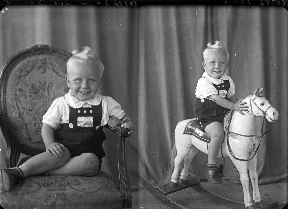 Portrett. Ung lyshåret gutt med vilter frisyre ikledd snekkebokse poserer med en gyngehest.  Bestilt av Olav Vikse. Nygård.