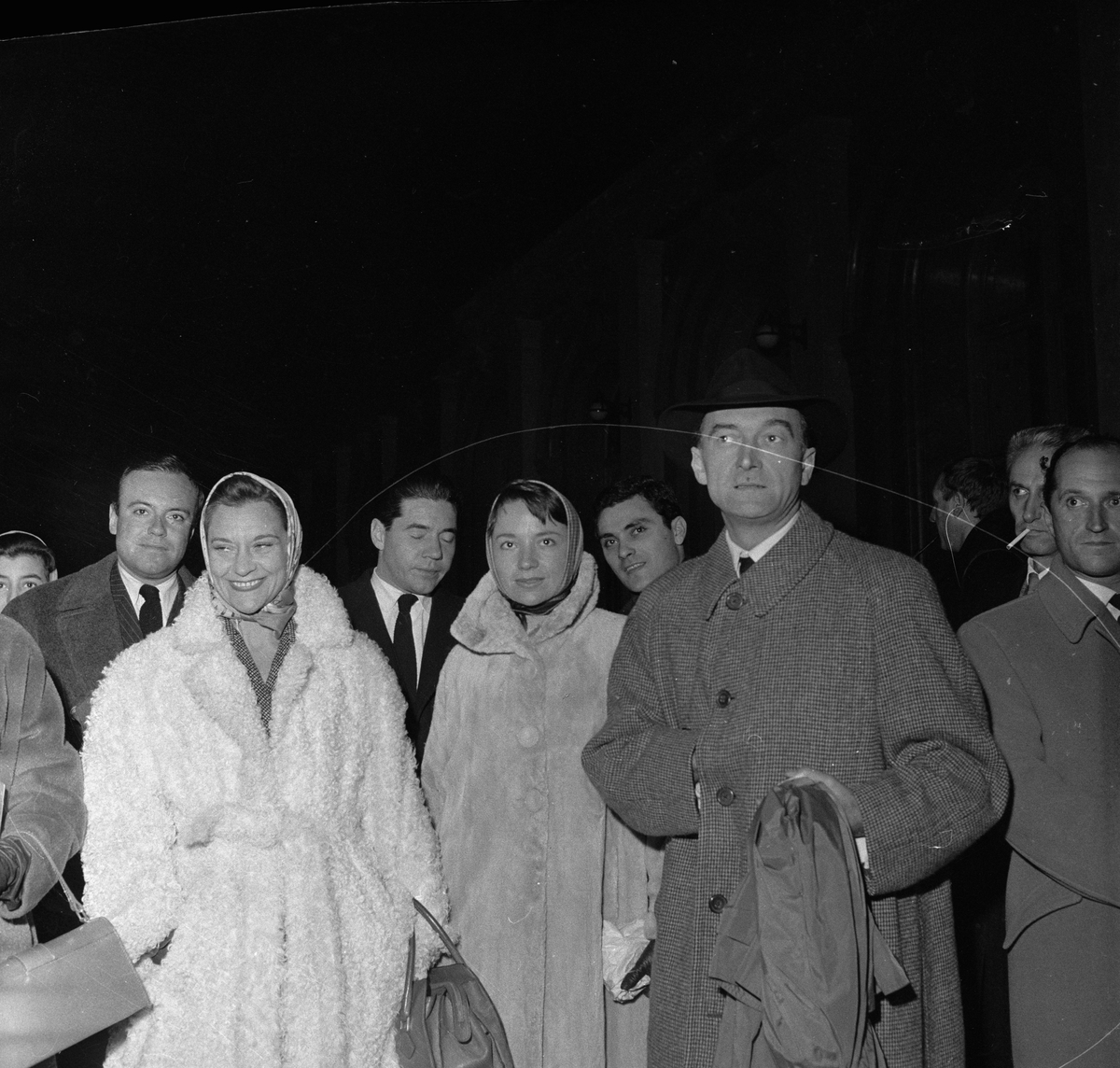 Skuespillerer fra Théâtre National Populaire ankommer Oslo. Fotografert 22. oktober 1956.