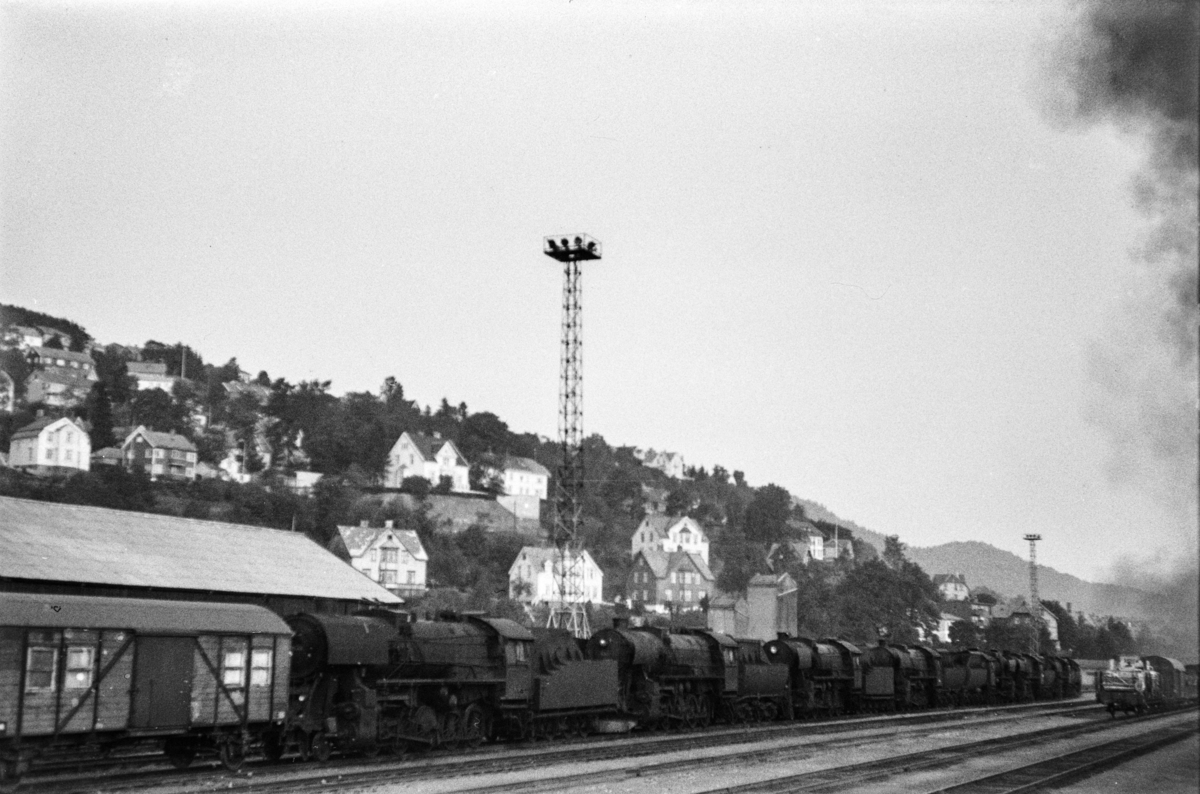 Hensatte damplokomotiver type 63a på Marienborg.