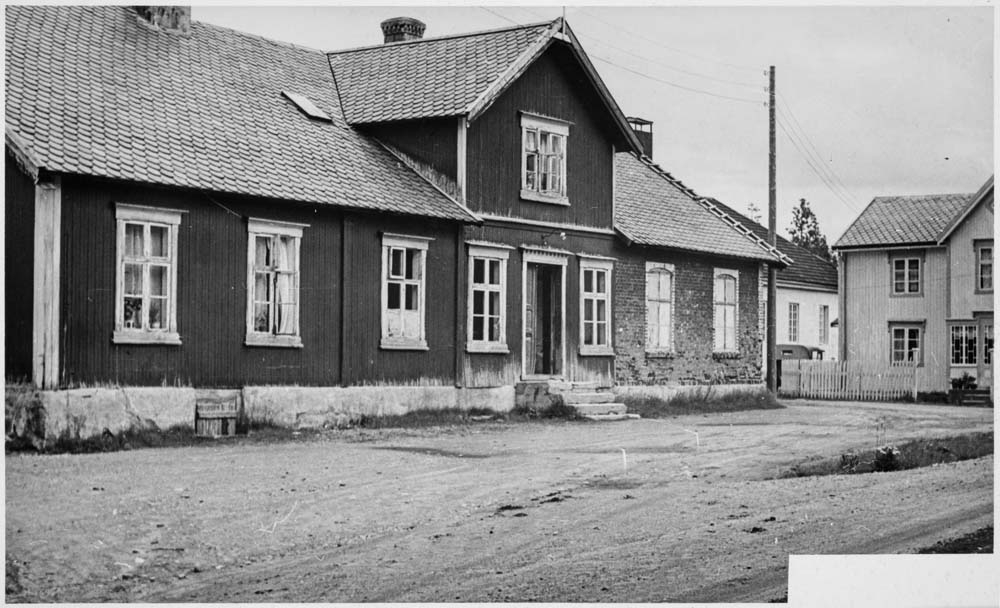 Postkort av det gamle meieriet i Vefsn. - Helgeland Museum / DigitaltMuseum