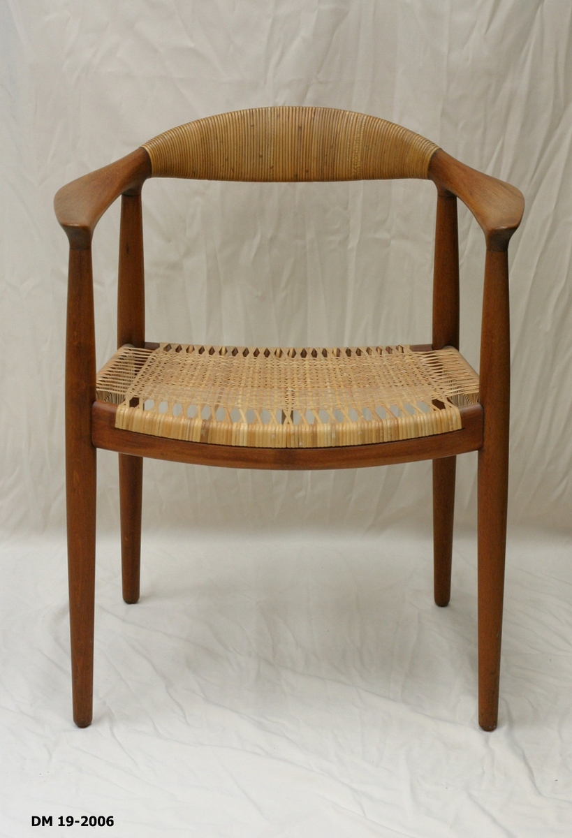 The Chair [Armstol]