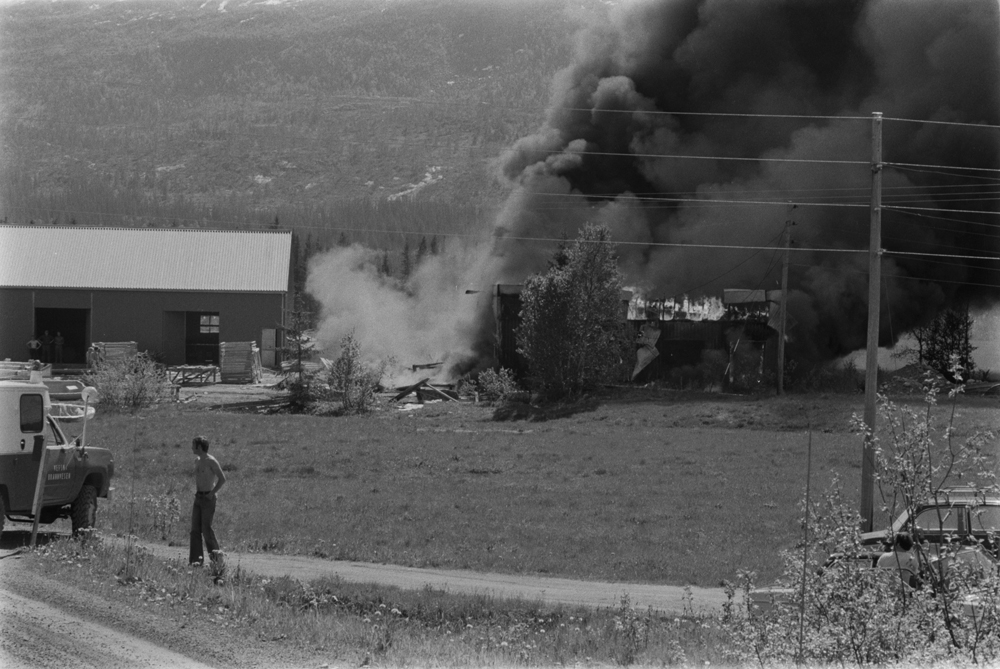 Båtfabrikken Polar-Industri A/S i Drevvatnet totalskadd ved brann 16 Juni 1978.