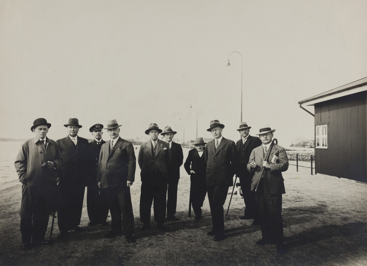 Gruppebilder - Havnestyret, Den nye kaien på Garpeskjær 1934