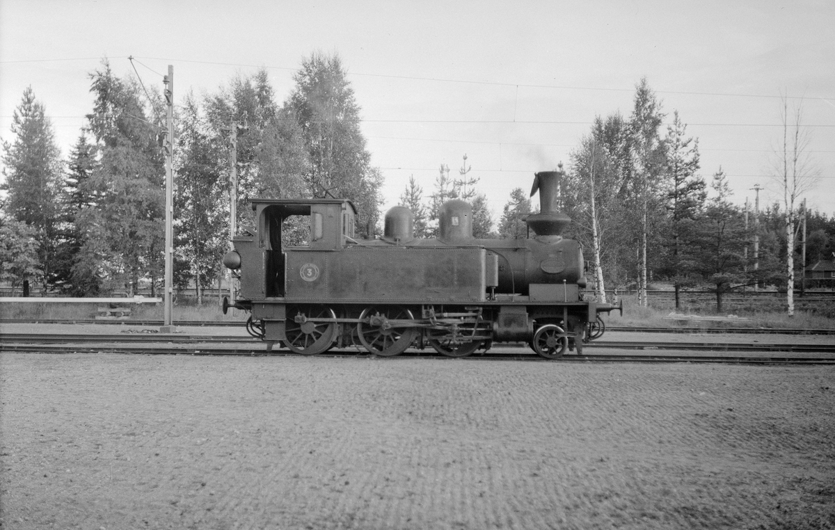 Laxå Bruks AB. Laxå - Röfors Järnväg, LRJ lok 3.