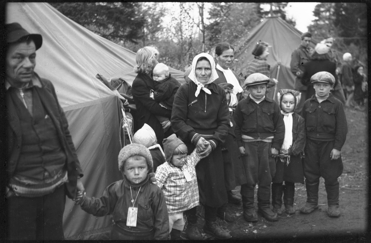 Evakuering av finska flyktingar, hösten 1944.