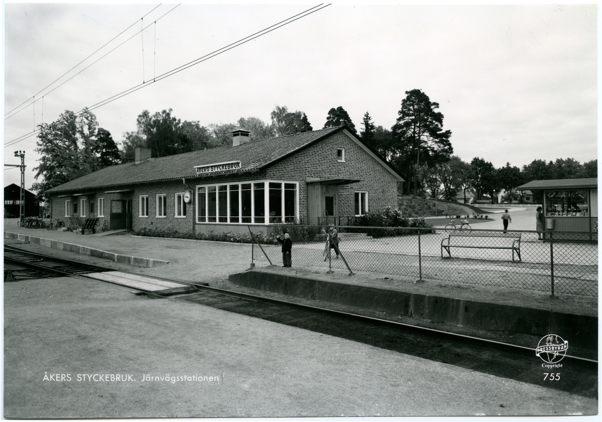 Åkers Styckebruk station.