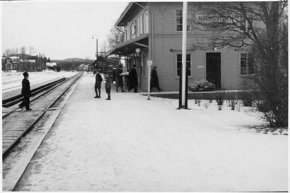 Holmsveden station.