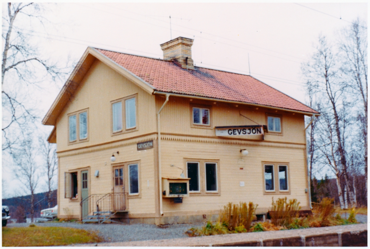 Gevsjön stationshus.