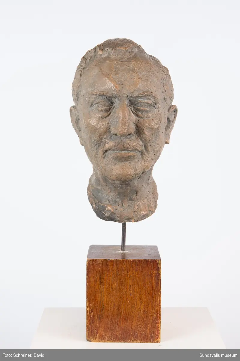 Porträttskulptur av Francois Barbaud.
