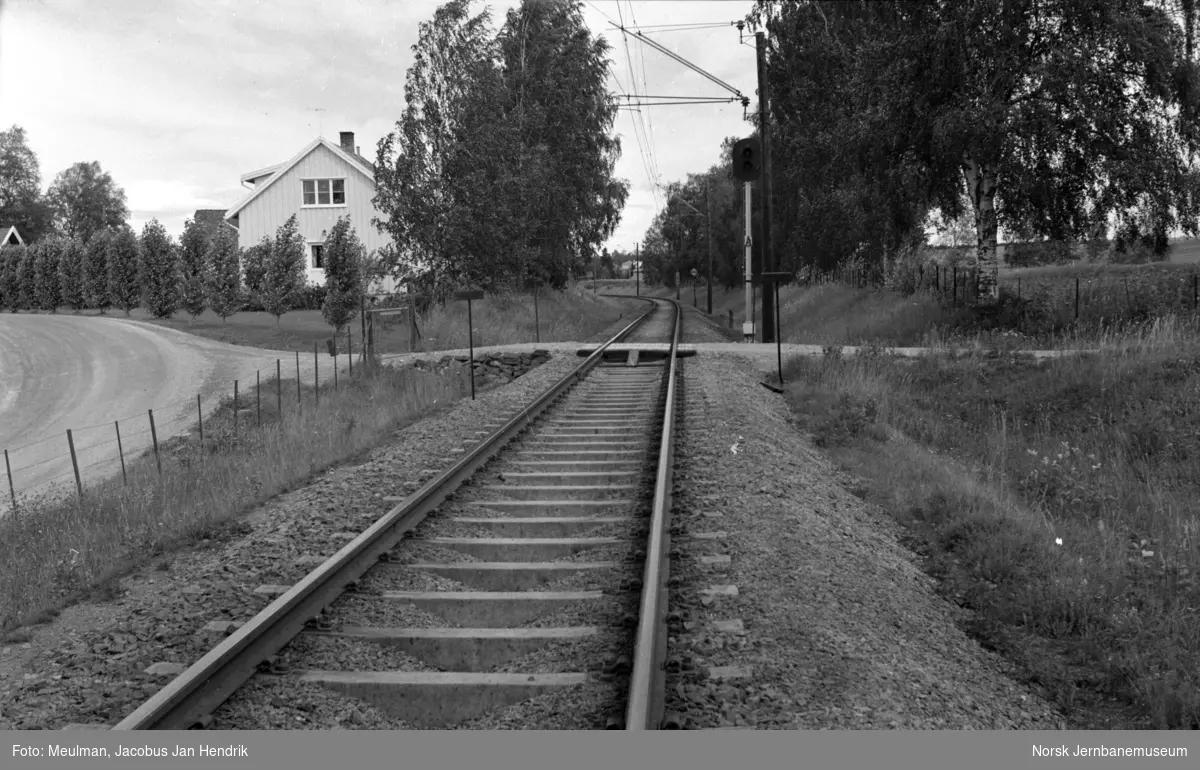 Fra en befaring mellom Haga og Årnes på Kongsvingerbanen i forbindelse med planlegging av helsveising av sporet. Her ved km 57,05.
