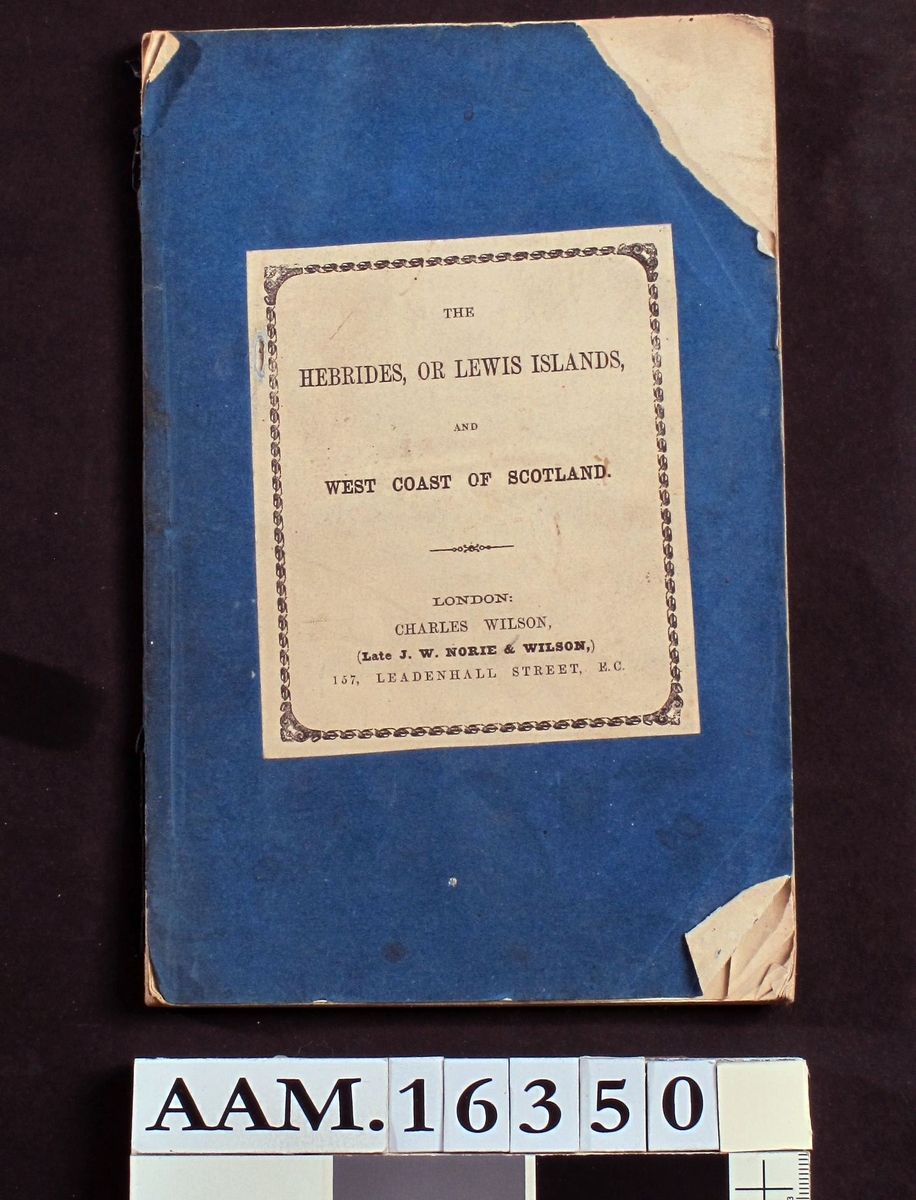 Sailing Directions for the Hebrides, or tm Lewis Islands and the West Coast  of Scotland. 1864.  Blått omslag.  Litt fillet og avrevet forperm. Uten navn.
