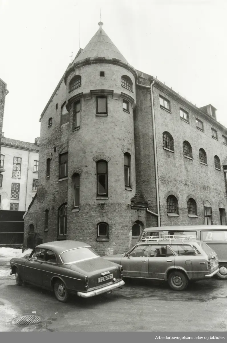 Grønland politistasjon, Tøyenbekken-fengselet. Mars 1982