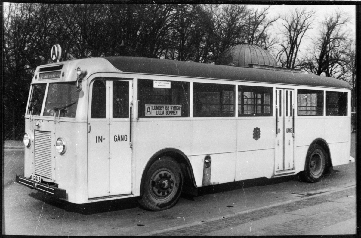 Göteborgs Spårvägar Aktiebolag, GS buss trafikerade linje A mellan Lundby gamla kyrka - Lilla Bommen.