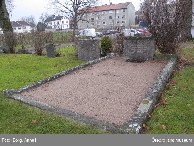Nora Södra kyrkogård Inventering av kulturhistoriskt värdefulla gravvårdar 2014, Kvarter 5.
