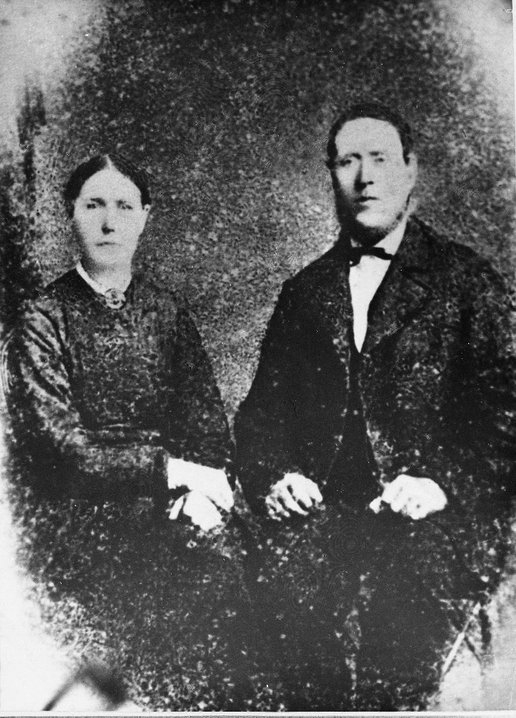 Anders Svenson St. Undheim (12.04.1829 - 17.04.1902), gift i 1857 med Ane Olsdtr. Årestad (20.10.1827 - 27.05.1901). Ho var eigentleg frå Breilia.