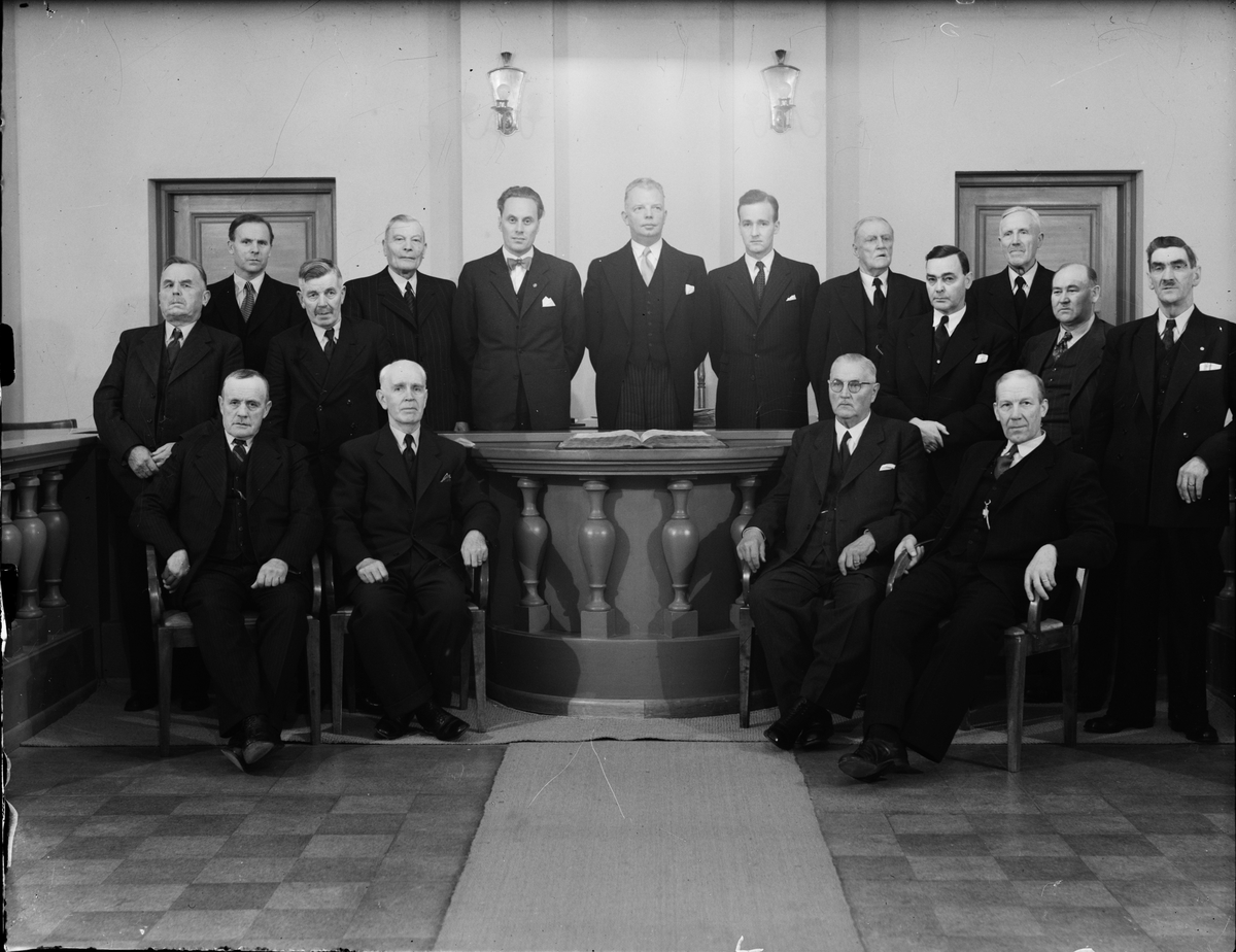 Nämndemän, åklagare och notarier, Östhammars tingshus, Uppland 1953