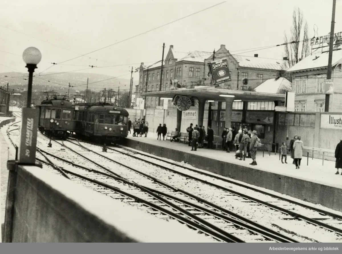 Majorstua stasjon. Desember 1957