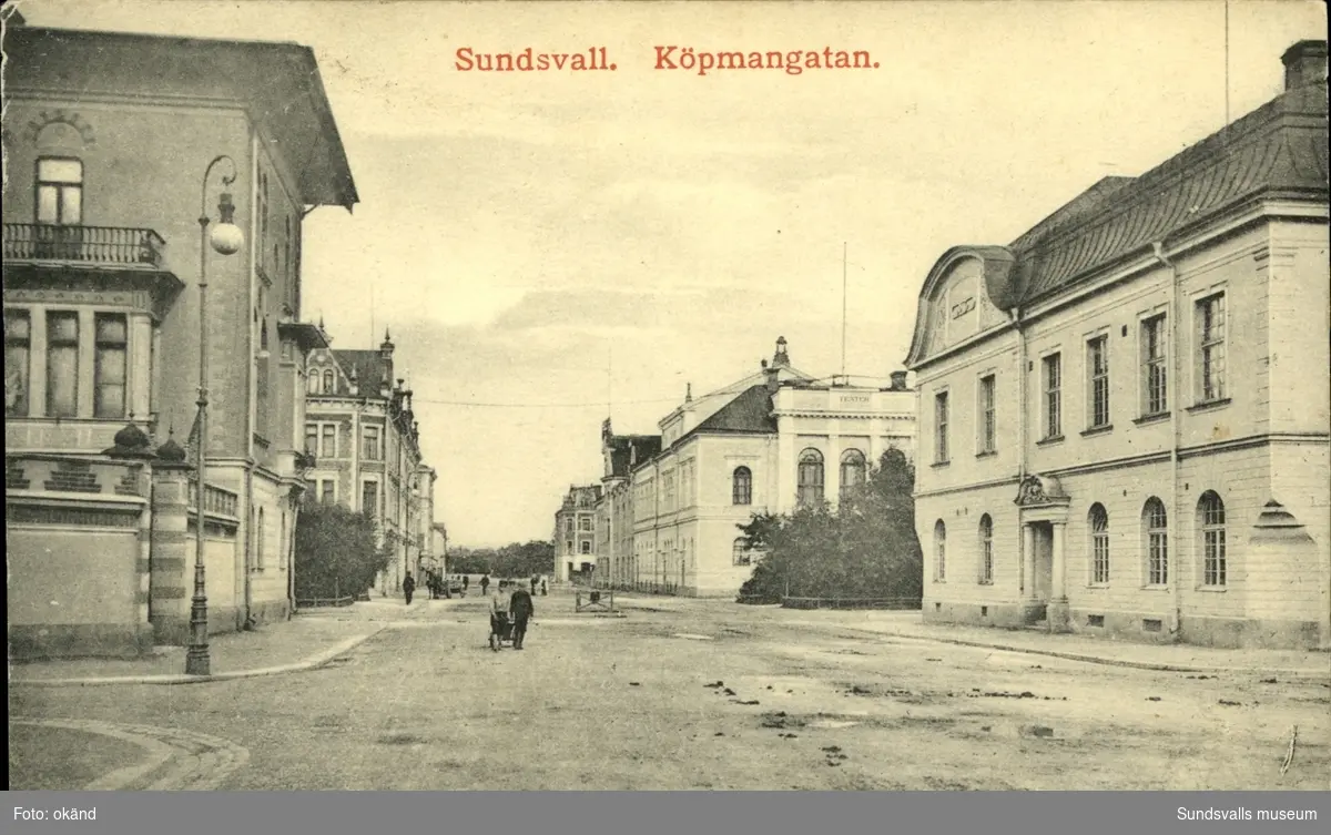 Vykort med motiv över Köpmangatan i Sundsvall.
