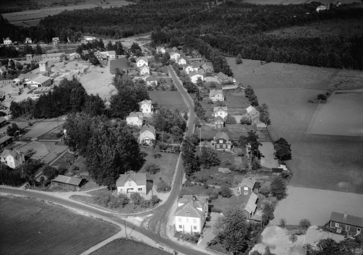 Flygfoto över Björköby i Vetlanda kommun, Jönköpings län. Nr: 1035/1961