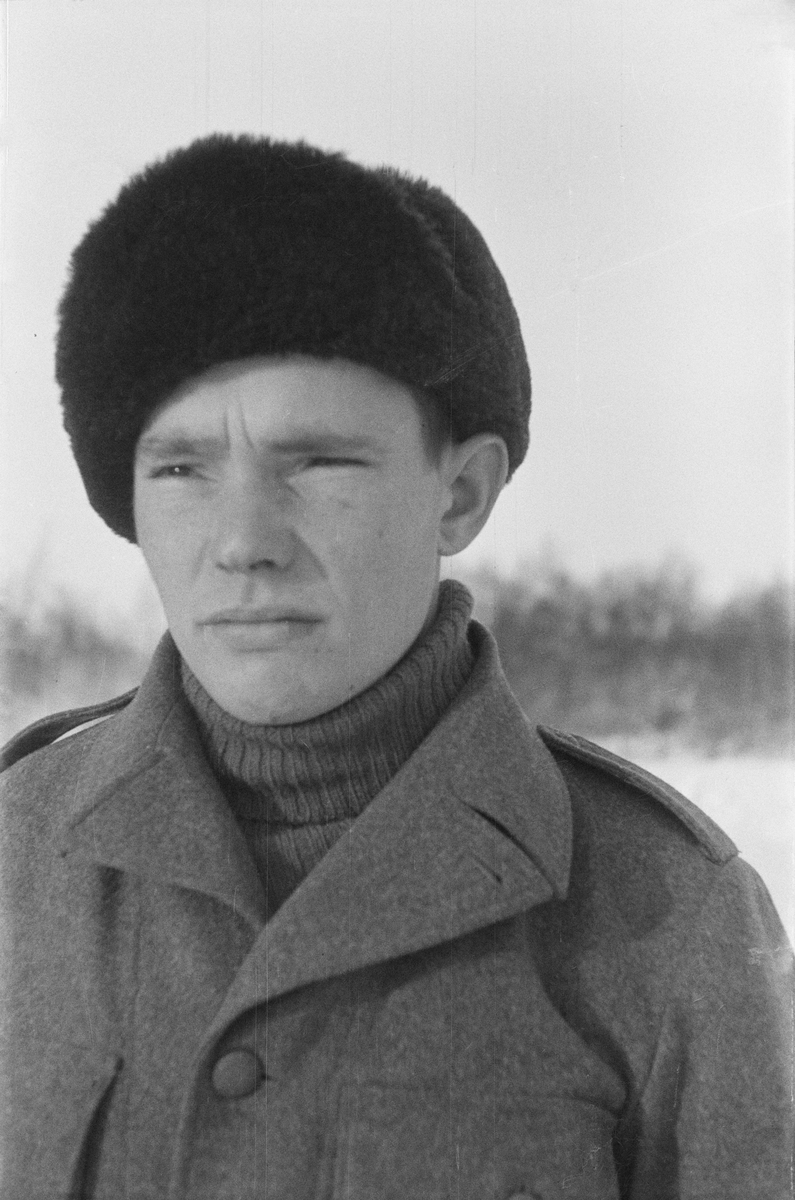 Porträttfoto av Hannes Lantto, finsk frivillig under finska vinterkriget. Bild från F 19, Svenska frivilligkåren i Finland, 1940.