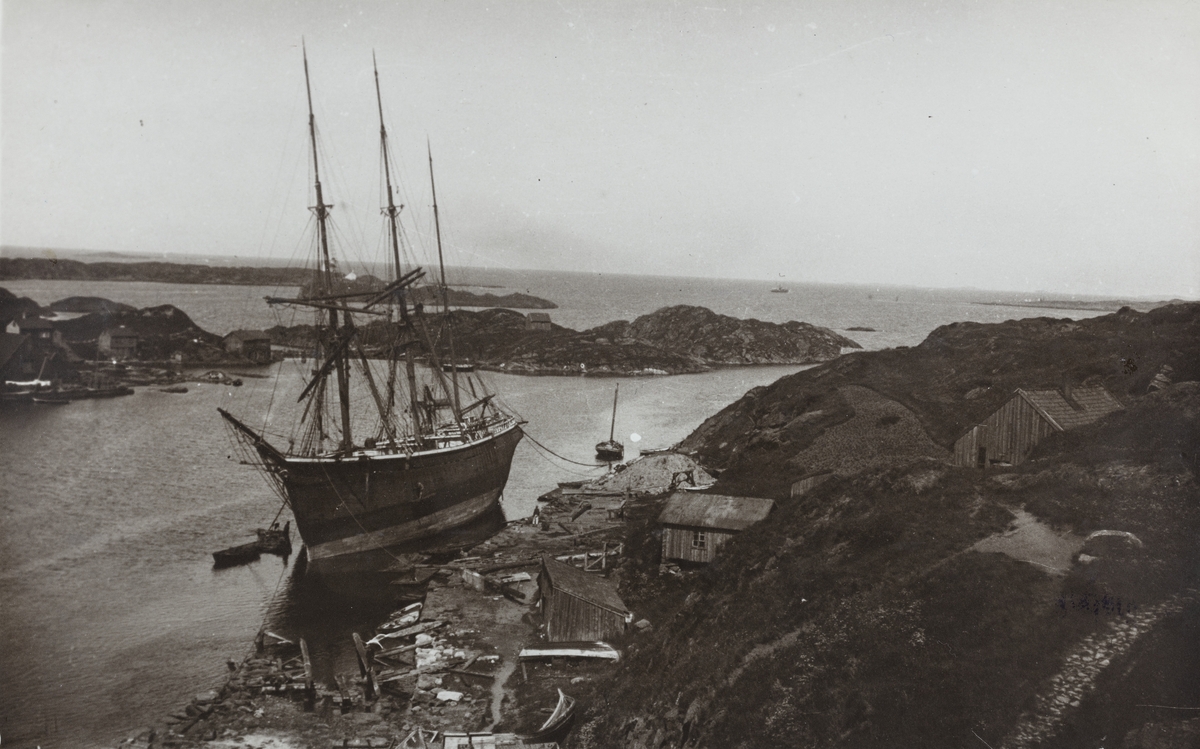 Haugesjøen sett mot nordvest, ca. 1900.